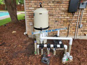 New plumbing system for a pool